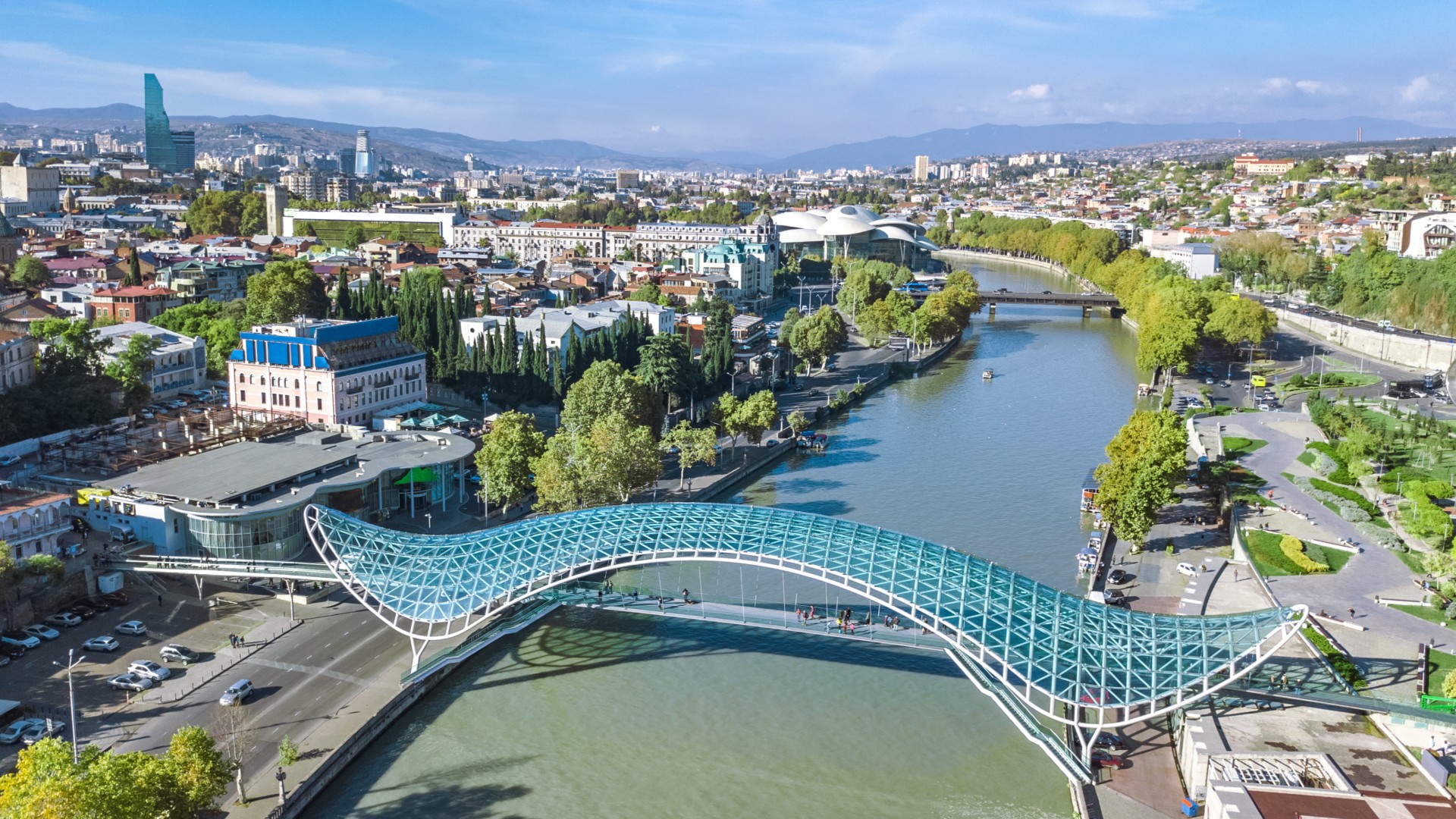 Tiflis Georgien Rundreise Mietwagen.jpeg